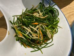 凉拌沙葱-百草滩羊清水涮羊肉(长城路店)