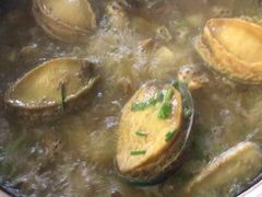 鲍鱼花螺鸡煲-吉品莞家·鲍鱼鸡煲(东莞店)