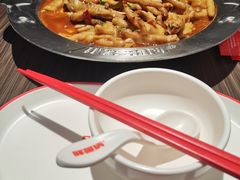 鸡爪煲-胖哥俩肉蟹煲(湖滨银泰in77店)