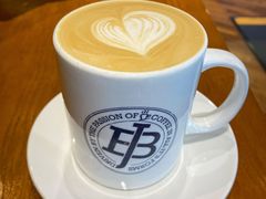 拿铁-Jamaicablue Coffeeshop(中央广场店)