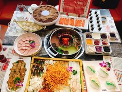 -何鲜菇火锅(大营盘店)