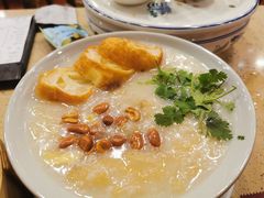 荔湾艇仔粥-点都德(龙之梦店)