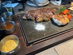 -九月里.自由花园餐厅