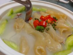 胡椒猪肚花胶煲-悦湖公馆