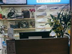 -爱革·奢品·鞋包·衣物·家居(博荟广场店)