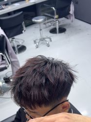 -宫铭烫发染发接发店
