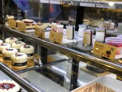 面包甜点陈列柜-红跑车蛋糕世界(网巾市店)