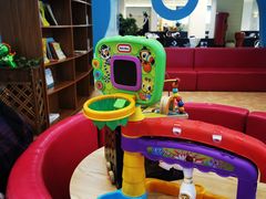 -Swim斯卫姆国际儿童游泳中心(红博中央公园店)