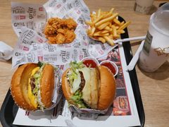 -The Habit Burger Grill 哈比特汉堡(爱琴海店)