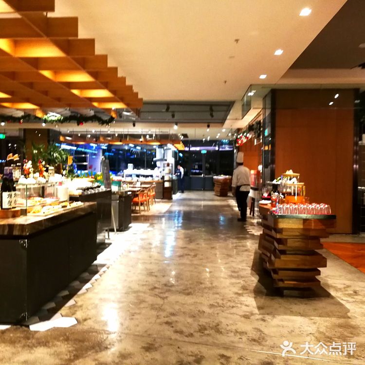 新疆大盘鸡拌面，开进五星级大酒店