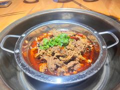 -大众跷脚牛肉馆·非遗传承单位(峨眉山店)