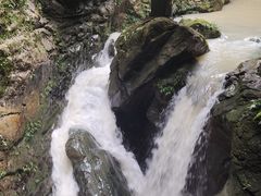 -龙水峡地缝景区