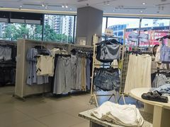-H&M(来又来时尚购物广场店)