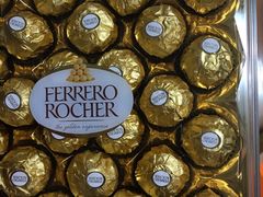 -中免(澳门机场免税店)