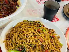 -堂瓦里·33年传统赣菜(第一街区店)