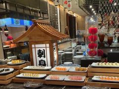-广州万富希尔顿酒店·感趣自助餐厅·金秋蟹宴生蚝海鲜刺身烧烤