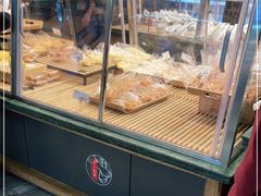 面包甜点陈列柜-东哥面包(江宁大润发店)