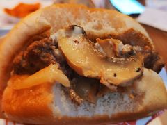 蘑菇芝士汉堡-FATBURGER 特富客汉堡(外交公寓店)
