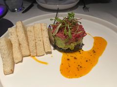 牛肉塔塔配牛油果黑橄榄酱-Solo(衡山路店)