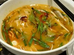 -鸿通城购物中心