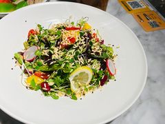 藜麦黄桃沙拉-懒人盐府人家(航天桥店)