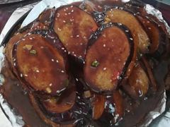 铁板芋茸茄子盒-锦记私房菜馆