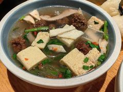 -金莹丸子汤清真(朝外SOHO店)