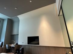 -上海虹桥中心爱琴海亚朵S酒店
