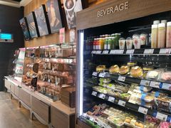 零售区-巴黎贝甜(国贸店)