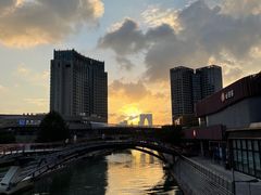 -圆融星座购物中心