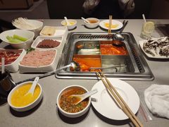 -海底捞火锅(关山保利店)