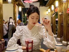 -聚汇三少·龙虾·中餐厅(莫邪路新天地店)