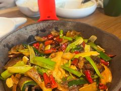 -云海肴·汽锅鸡·云南菜(天山百盛优客店)