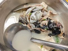 -雪湖煜辰鱼头老店(雪野湖店)