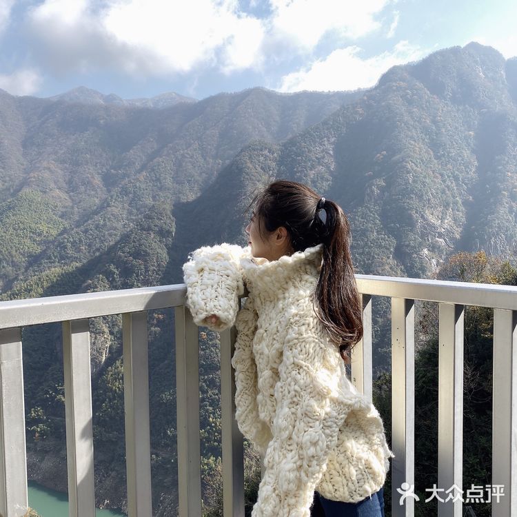 来山里呼吸一下新鲜空气