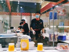 自助取餐区-新一番三文鱼寿司(大东海店)