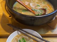 -勺子米线·云南传统小吃市集(四方街店)