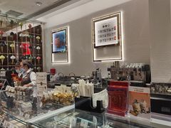 -VENCHI 闻绮(上海佛罗伦萨小镇店)