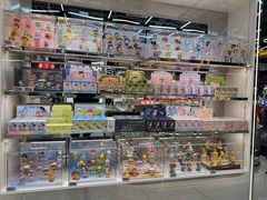 -泡泡玛特POPMART(侨福芳草地店)