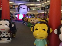 -梅龙镇广场