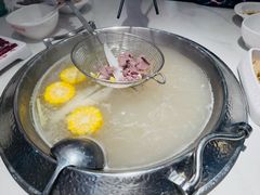 -浪里寻·臻牛养生牛肉火锅(方圆荟店)