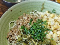干拌豌豆酸菜面-蜀南面馆(莘沥路)