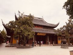 -龙华寺