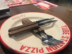 餐盘-Tubestation站点比萨(高新万达ONE店)