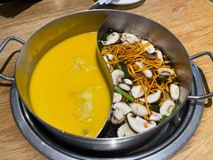 经典鸳鸯锅-青瓷火锅料理(西单大悦城店)