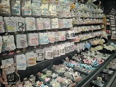 -潮品挚尚(五角场苏宁易购店)