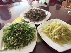 -溢心园香河肉饼总店