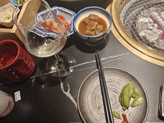 -山川小町·极番烧肉(新地假日广场店)