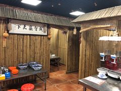 -迎燕阁烤羊腿(二环南路店)