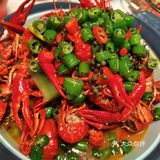 小龙虾上市后一直来光顾这家华虾乡，主要是虾的质量很好